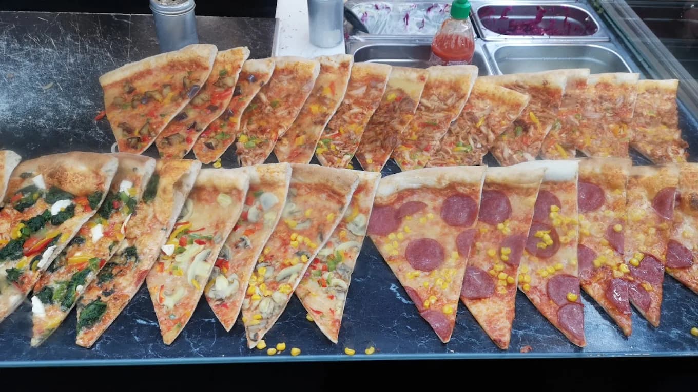 Adim Pizza Kebap · turkish · Vienna